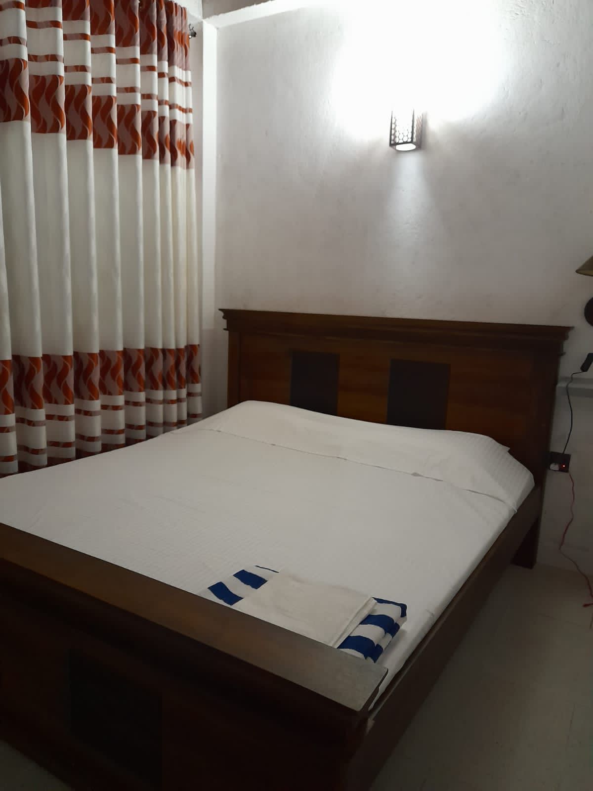 Mountain Panorama Room